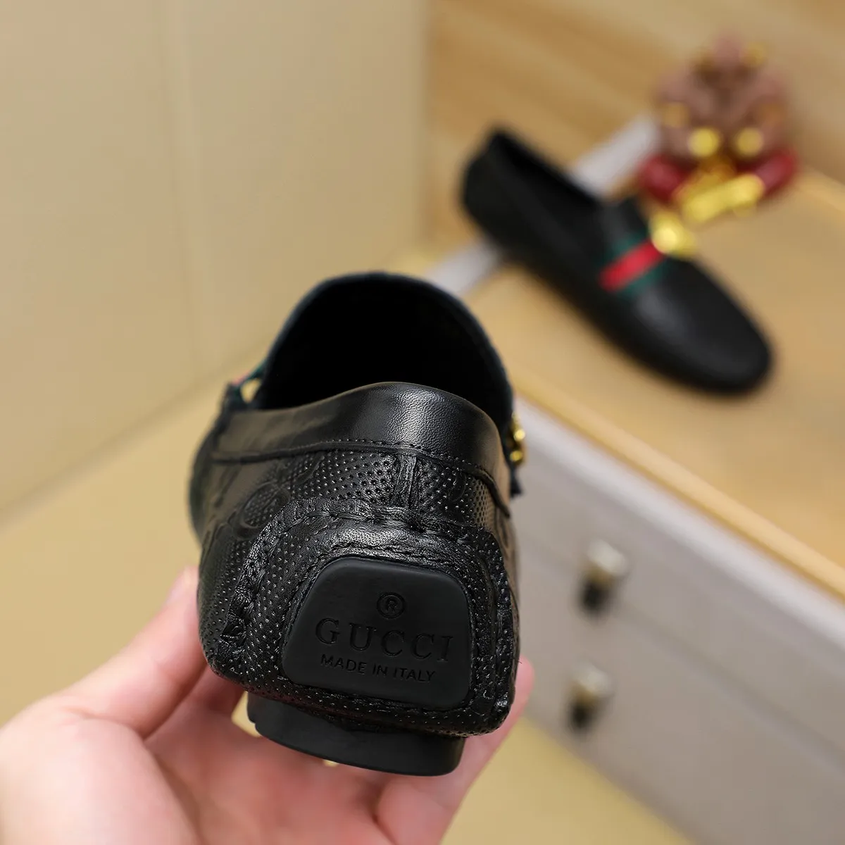 Men's shoes💰380💰🕷🕷️【 GUCCI 】Gucci's best-selling trendy men's casual slip-on shoes 🇨🇳Official website original 1:1 mold 💯Original quality, fine workmanship ☘Fashionable and versatile, perfect shape, comfortable on the feet 🍓Trendy men's recommended model, imported cowhide on the top layer 🎋High-quality pigskin lining, rubber wear-resistant and non-slip outsole, high-end atmosphere, worth owning 🍉Optional 38-44